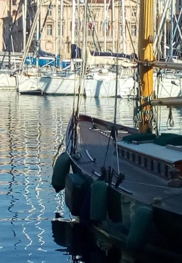Du Cote Du Vieux Port & Mucem - Central Марсилия Екстериор снимка